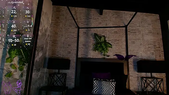 Natasha Dior online show from 11/06/25, 12:39