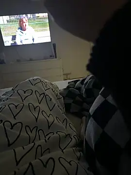 Snapshot of Aksinja05 chatting on 11/25/25, 05:24 Aksinja05 online show from 11/25/25, 05:24