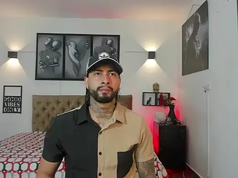 christopher palmerjs online show from 12/05/25, 06:22