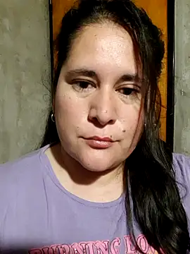 Clara Arg online show from 12/15/25, 01:54