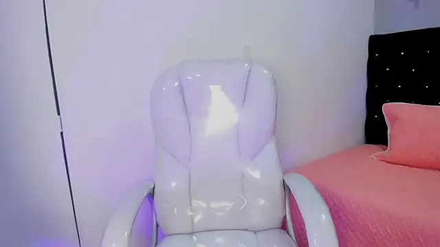 Abella bunny online show from 10/29/25, 03:53