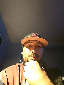 Emeromeo online show from 10/28/25, 06:06