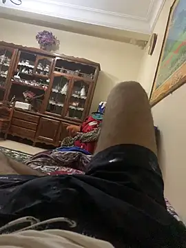 Unique-Man online show from 10/30/25, 09:48