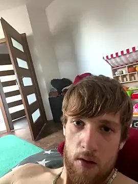 Snapshot of PetrTucnak chatting on 11/08/25, 07:41 PetrTucnak online show from 11/08/25, 07:41