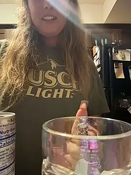 Snapshot of bratfigure chatting on 10/25/25, 02:30 bratfigure online show from 10/25/25, 02:30