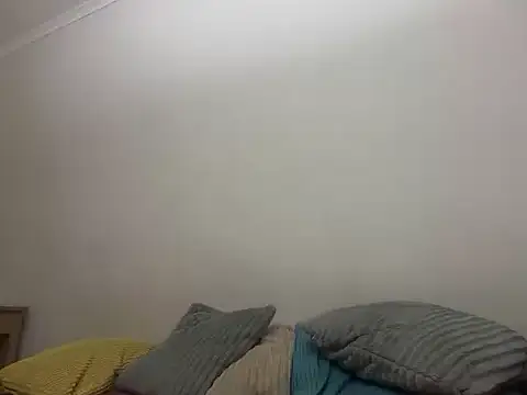 BrunoTwinkXXL online show from 10/25/25, 02:41