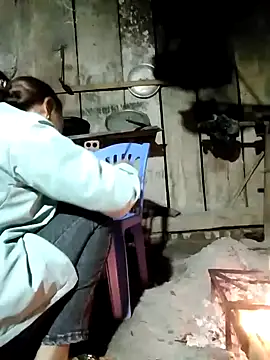 yeu-yeu online show from 11/25/25, 12:38