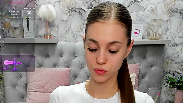 CandysSweet online show from 11/18/25, 01:11