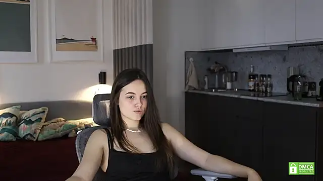 Snapshot of amelie_shine chatting on 10/30/25, 11:22 amelie shine online show from 10/30/25, 11:22