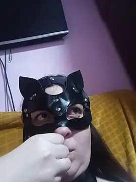 neffertitifaraon online show from 10/28/25, 11:29