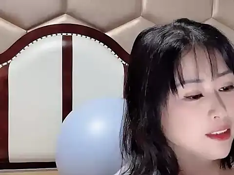 yaoyao22678 online show from 07/17/26, 01:45