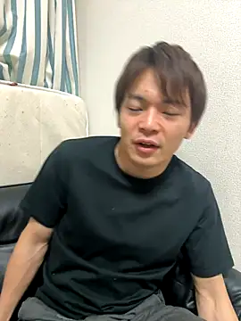 Snapshot of miyabi_yabi chatting on 01/12/26, 02:22 miyabi yabi online show from 01/12/26, 02:22