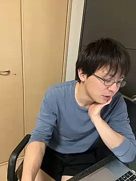 Snapshot of miyabi_yabi chatting on 04/21/26, 01:39 miyabi yabi online show from 04/21/26, 01:39