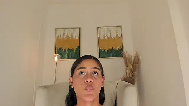 lizzakennedy online show from 07/25/26, 04:26