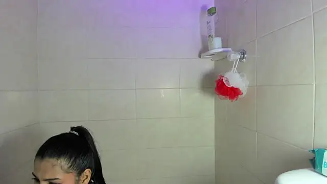 Snapshot of Leyacopper_ chatting on 02/27/26, 11:27 Leyacopper online show from 02/27/26, 11:27