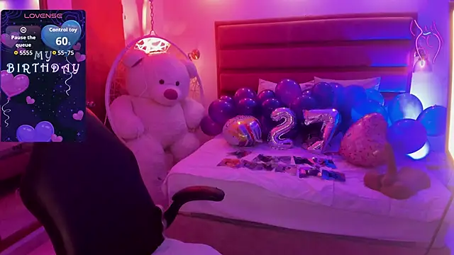 catalehia moonlightt online show from 06/22/26, 12:13