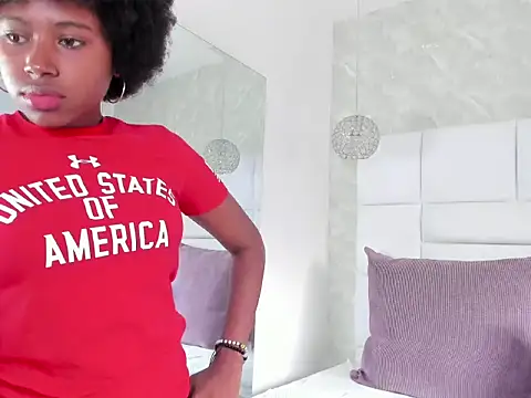 violeta ruizz online show from 11/13/25, 05:12