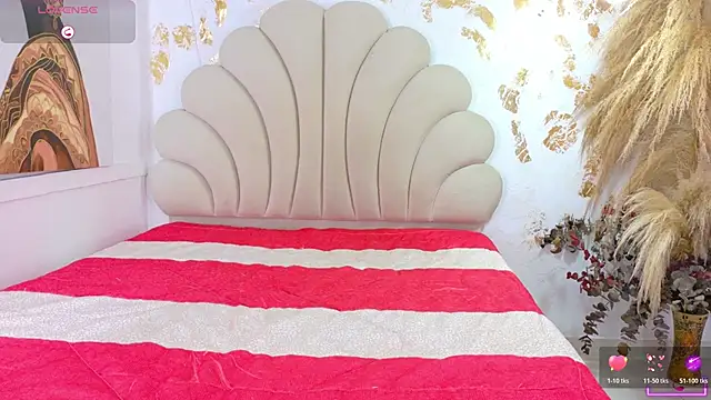 Snapshot of HellemMonet chatting on 11/22/25, 08:52 HellemMonet online show from 11/22/25, 08:52