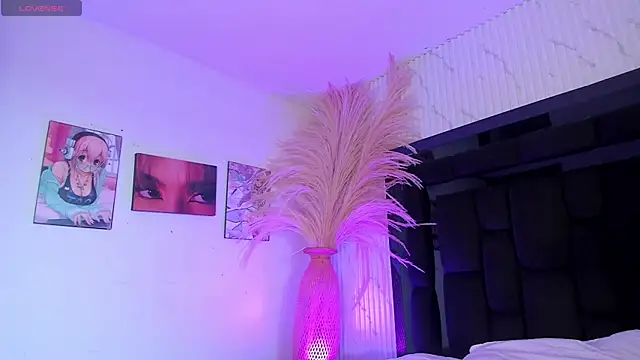JanneBlossom  online show from 07/17/26, 07:52