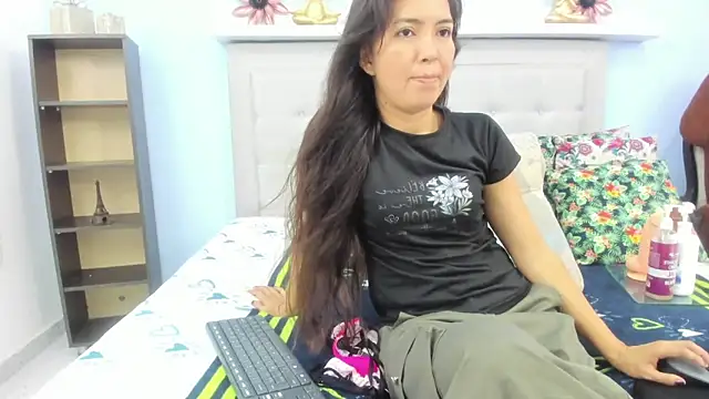 Snapshot of tammy_sex25 chatting on 06/12/26, 11:31 tammy sex25 online show from 06/12/26, 11:31
