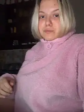 Snapshot of Kristal_Morgen chatting on 10/25/25, 09:53 Kristal Morgen online show from 10/25/25, 09:53