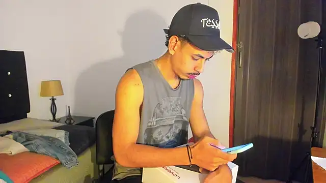 marlon texeira online show from 10/26/25, 02:50