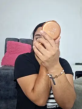 Mia fox29 online show from 11/15/25, 10:45