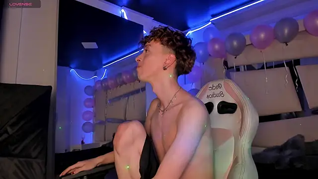 Genesis ask online show from 11/08/25, 03:18