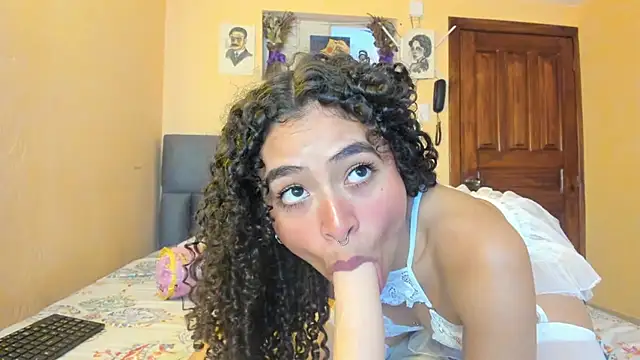 Keniia rizz online show from 07/28/26, 06:20
