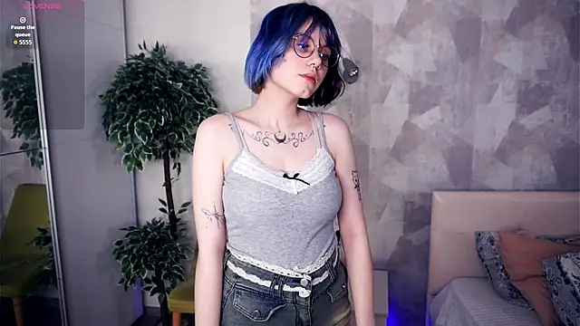 KellePourier online show from 12/16/25, 07:19