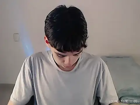 Sett 01 online show from 11/17/25, 01:44