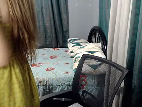 prettysam9 online show from 07/14/26, 09:47