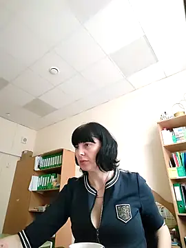 Viknika online show from 10/31/25, 09:54