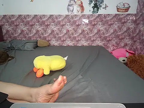 zubu 202 online show from 11/13/25, 02:27