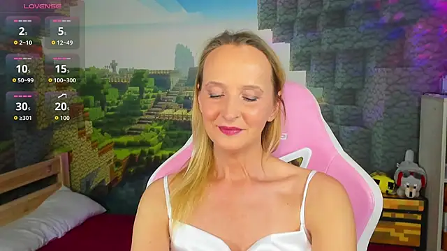 ScarlettPalmer online show from 11/30/25, 10:19