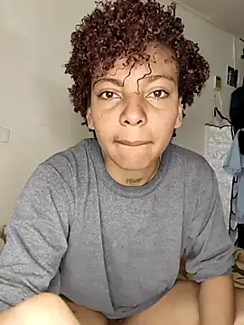 Snapshot of leona_sumiza chatting on 12/04/25, 11:19 leona sumiza online show from 12/04/25, 11:19