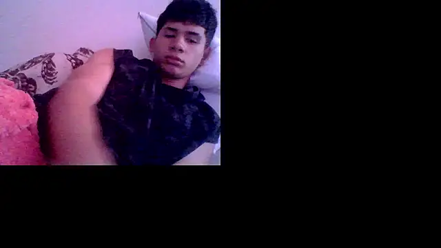 Snapshot of adriuth_699 chatting on 01/11/26, 08:58 adriuth 699 online show from 01/11/26, 08:58