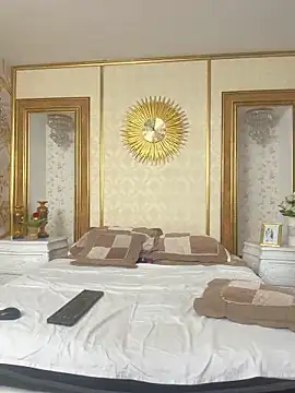 Snapshot of Hannahpradaa_ chatting on 11/11/25, 11:54 Hannahpradaa online show from 11/11/25, 11:54