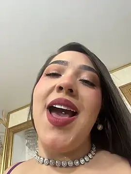 Snapshot of Hannahpradaa_ chatting on 11/25/25, 12:05 Hannahpradaa online show from 11/25/25, 12:05