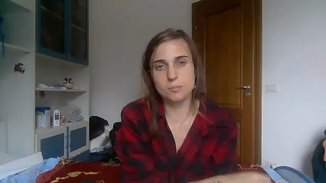 SinnEmily online show from 05/06/26, 08:30