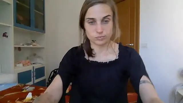 SinnEmily online show from 05/25/26, 07:36