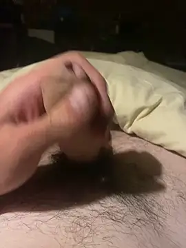 Snapshot of FestiveWolf225 chatting on 10/28/25, 07:38 FestiveWolf225 online show from 10/28/25, 07:38