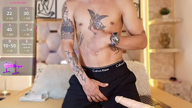 Snapshot of Andrew_Haalls chatting on 11/17/25, 08:58 Andrew Haalls online show from 11/17/25, 08:58