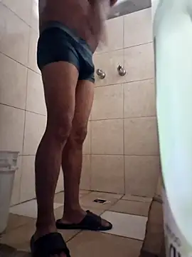 Snapshot of sanz957 chatting on 12/05/25, 03:59 sanz957 online show from 12/05/25, 03:59