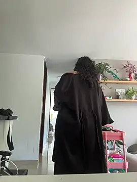 SugarTroubl33 online show from 11/18/25, 02:43