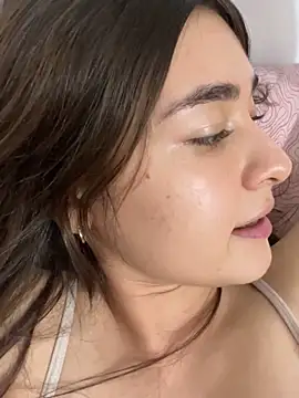 Valentina ro online show from 11/08/25, 01:17