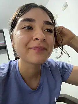 Valentina ro online show from 11/15/25, 03:26