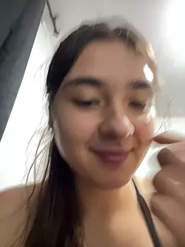 Valentina ro online show from 11/22/25, 02:21