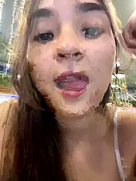 Valentina ro online show from 12/17/25, 01:44