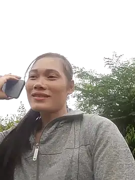 Snapshot of doggy-00 chatting on 10/29/25, 08:05 doggy-00 online show from 10/29/25, 08:05